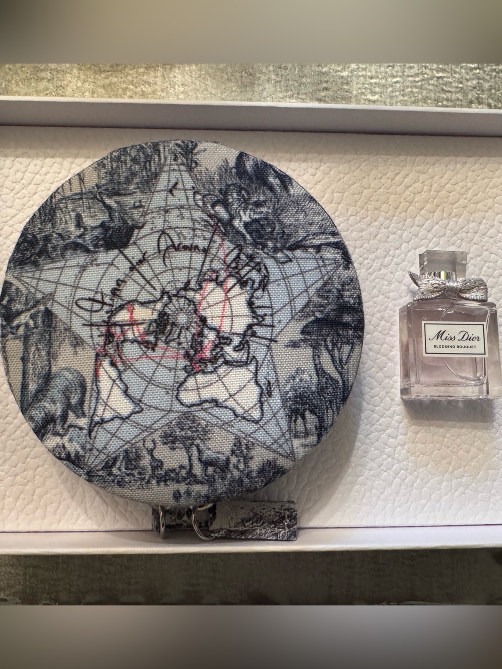 New Dior Round jewelry travel Case with 5ml Miss Dior Blooming Bouquet perfume